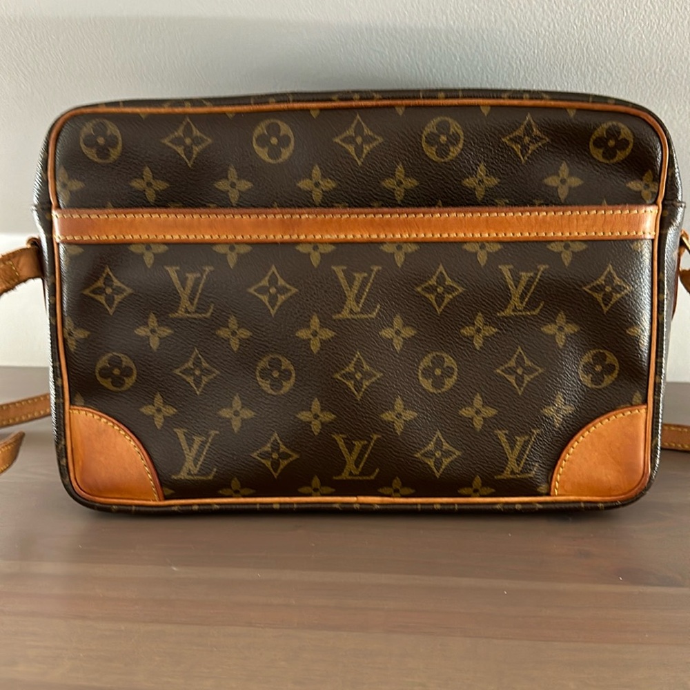 Louis Vuitton Trocadero 30 - Newer Style